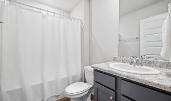 6587 Eastland Cir, Biloxi, MS 39532