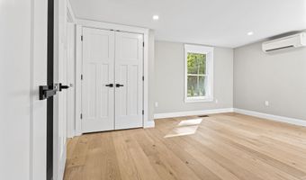 26 Binford Rd, Standish, ME 04084