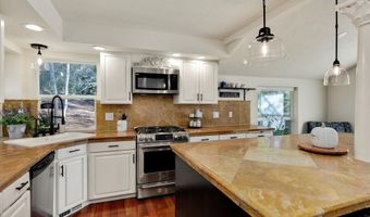 15451 SE WOODLAND HEIGHTS Rd, Amity, OR 97101