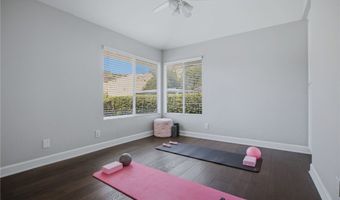 29644 Kimberly Dr, Agoura Hills, CA 91301