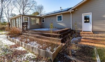 38 Greenwood Rd, North Kingstown, RI 02852