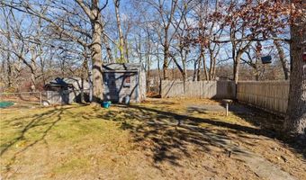 21 Riverside Ave, Johnston, RI 02919