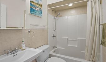 200 Roger Williams Ave 109, East Providence, RI 02916