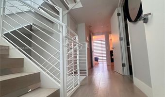 1000 99th St 5, Bay Harbor Islands, FL 33154