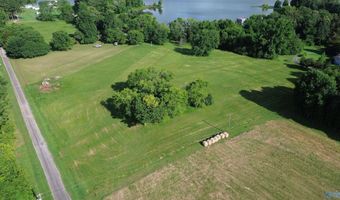 8 9 Adah Ave, Athens, AL 35611