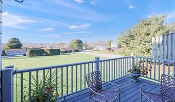 86 Windward Ln, Bristol, RI 02809