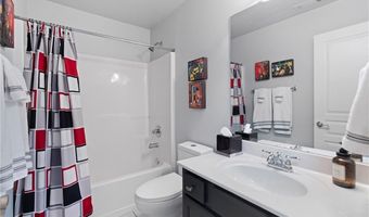 648 York View Dr, Auburn, GA 30011
