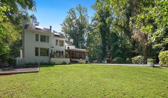 7105 WILSON Ln, Bethesda, MD 20817
