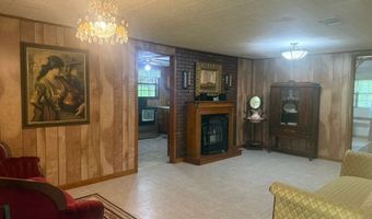 220 Presley Dr, Abbeville, AL 36310