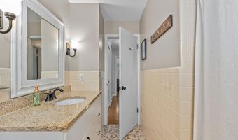 2607 S FOUNTAIN Ave, Appleton, WI 54914