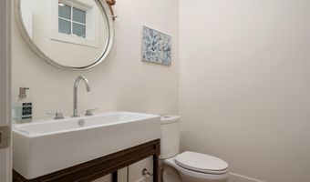 529 LEE Cir, Annapolis, MD 21403
