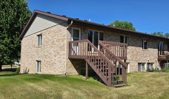 1933 Wilby Rd, Albert Lea, MN 56007