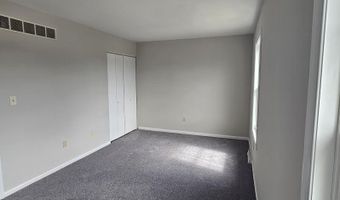 33 FIELDSTONE Ct, Dover, DE 19904