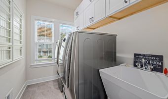 24596 WATEROAK Pl, Aldie, VA 20105