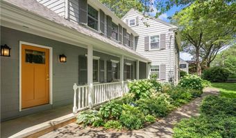 237 Highland Ave, Warwick, RI 02886