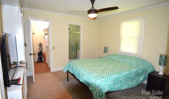1108 Pine Hill Rd, Asheboro, NC 27205