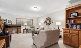 2751 Rivers Bluff Ln, Anoka, MN 55303
