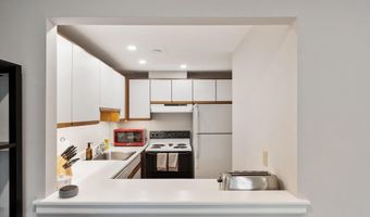 1 Watermill Pl 425, Arlington, MA 02476
