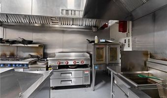 382 Thames St, Bristol, RI 02809