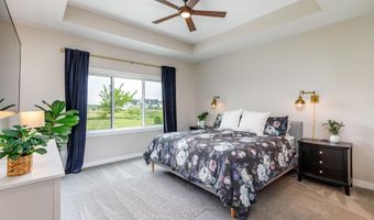 5467 Windrose Ln, Ames, IA 50014