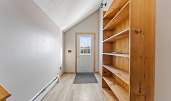 823 Washington St N, Auburn, ME 04210