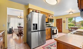 535 La Plata Dr, Bosque Farms, NM 87068