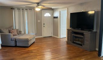110 S Hubbard St, Alvord, TX 76225