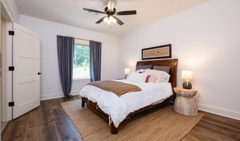 4032 Eagle Valley Dr, Benton, AR 72019