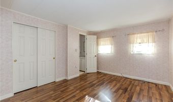 48 Cantaberry Ln, Coventry, RI 02816