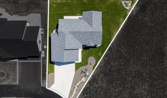 40 Bunker Ln, Blanchard, ID 83804