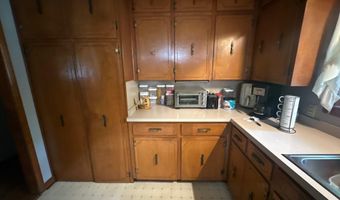 1104 W Center St, Beebe, AR 72012