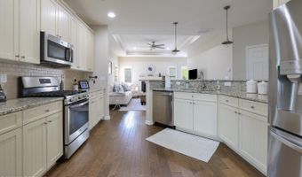 31 GARDEN Path, Barnegat, NJ 08005