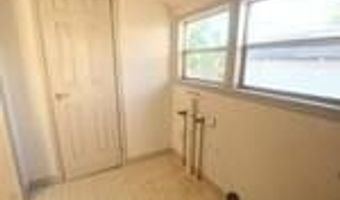 155 6th St, Alexander City, AL 35010