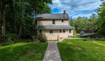 17 S Airmont Rd, Airmont, NY 10901