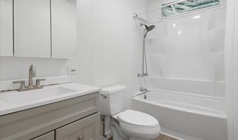 82 MALIA St, Hilo, HI 96720