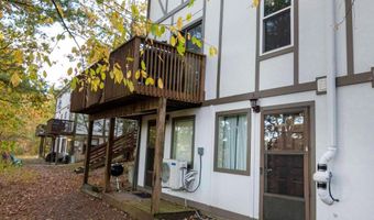 547- B KING St 17B, Basye, VA 22810