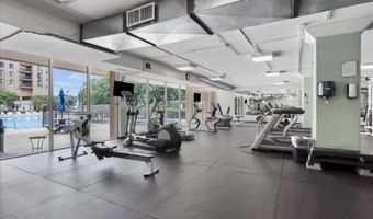 4600 S FOUR MILE RUN Dr 207, Arlington, VA 22204