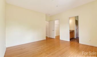 649 Raphael Pl, Charlotte, NC 28205
