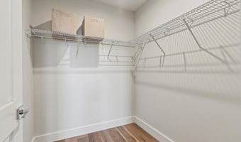 267 US Route 1, Falmouth, ME 04105