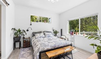 4919 G Loop Rd, Bow, WA 98232