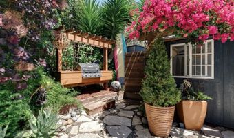 527 Clubhouse Dr, Aptos, CA 95003