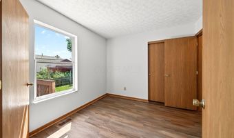 1081 Esther Dr, Columbus, OH 43207