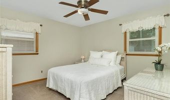 8422 Niver Ave, Allen Park, MI 48101