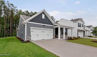 1090 Aviator Ln, Ayden, NC 28513