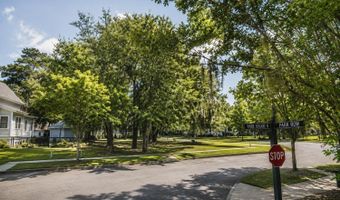 15 Park Row, Beaufort, SC 29907