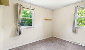 121 DOBBS Ave, Bellmawr, NJ 08031