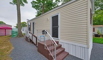 533 Forest Park, Middletown, RI 02842