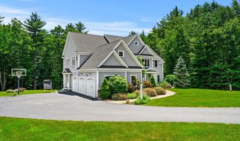 32 Settlers Ct, Bedford, NH 03110
