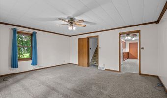 6544 Mohawk Rd, Allenton, WI 53002