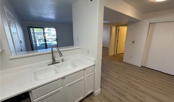 950 Seven Hills Dr 217, Henderson, NV 89052